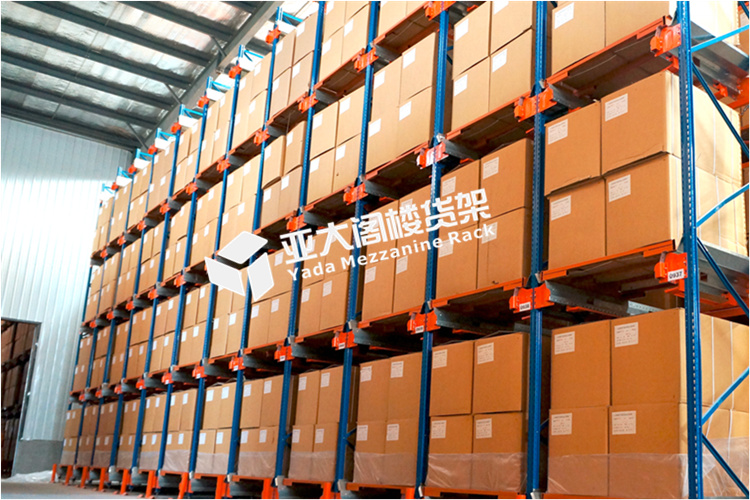 廣州倉儲貨架廠家提醒做好貨架安全預防很重要？